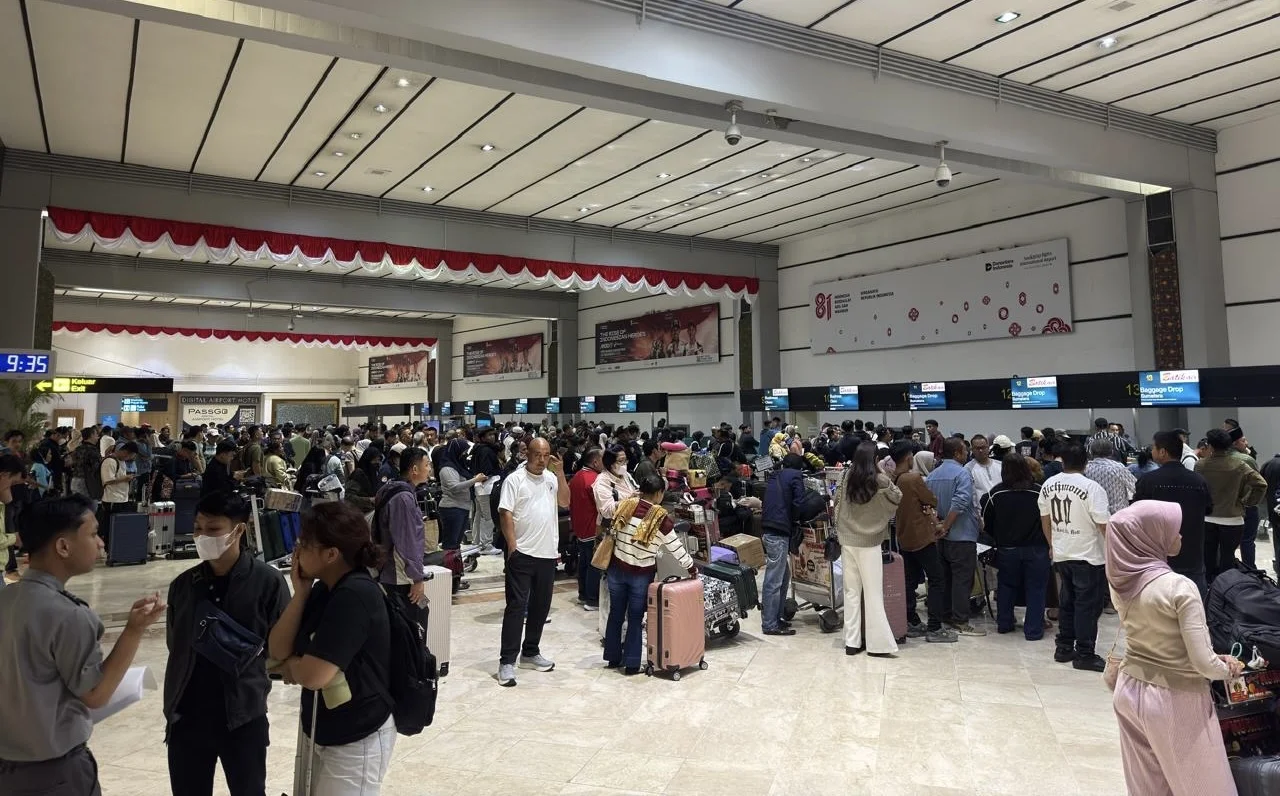 pembatalan penerbangan, soetta