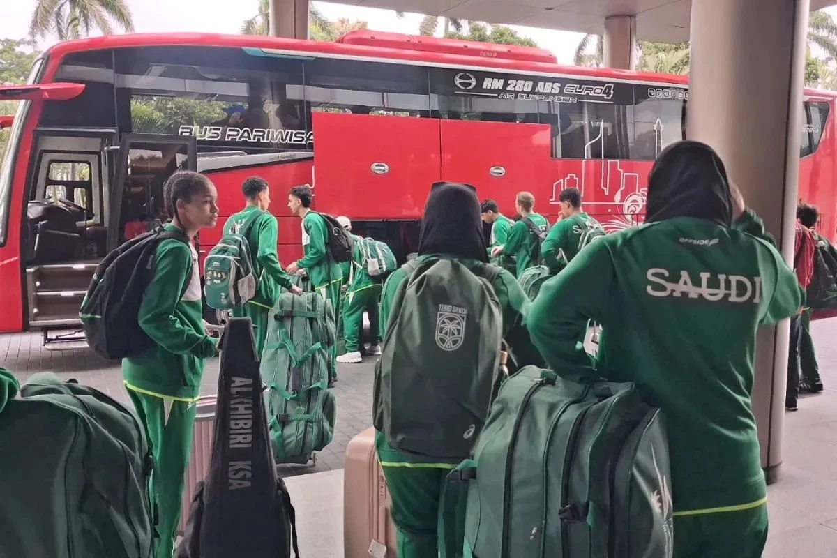 Penerbangan Ditutup, Sejumlah Atlet Anggar dan Ofisial Timur Tengah Tertahan di Indonesia
