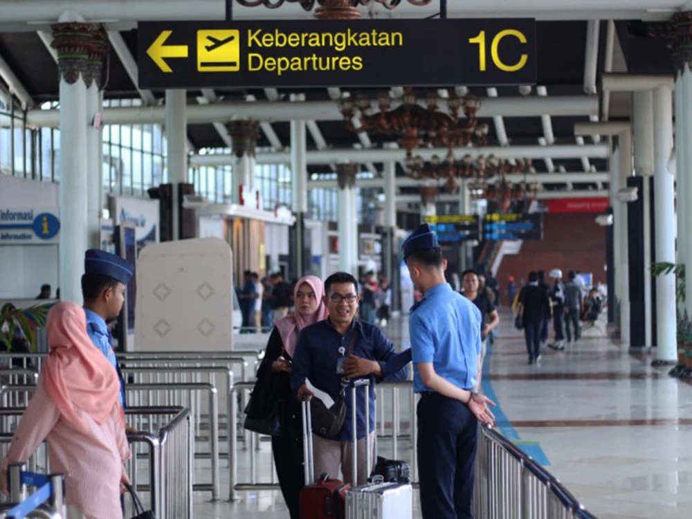 Atap Terminal 3 Bandara Soetta Roboh, YLKI Desak Evaluasi dan Audit Safety Di Seluruh Bandara