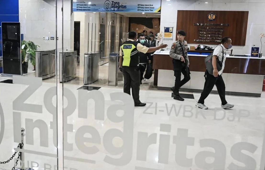 KPK Geledah Kantor DJP Pusat terkait Suap Pegawai Pajak di KPP Jakut