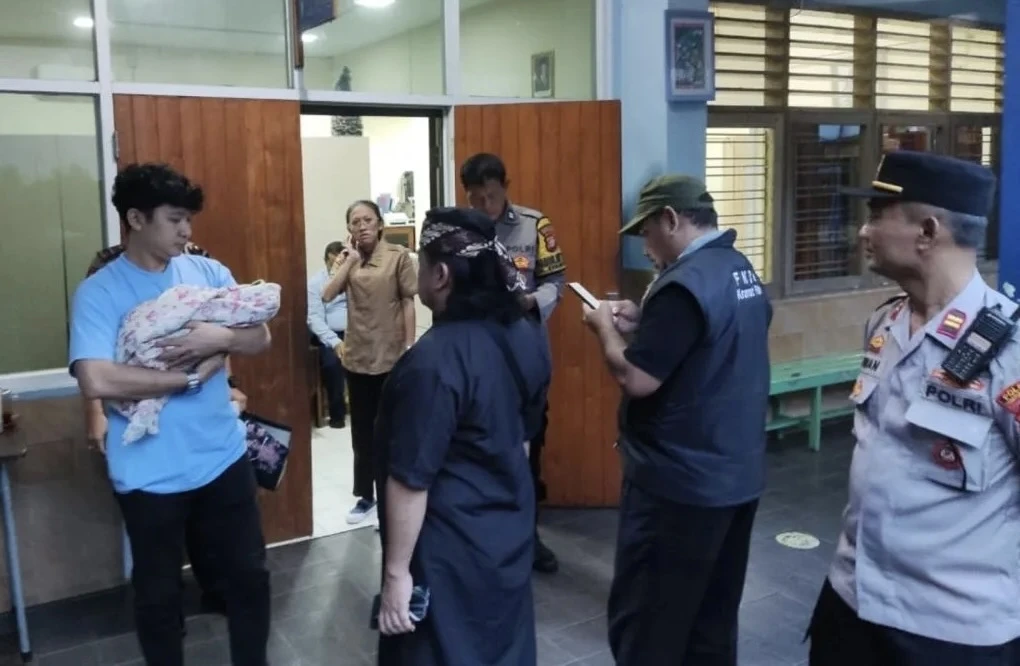 Lagi, Seorang Bayi Laki-Laki Hidup Ditemukan di Dekat SD Tarakanita I Kebayoran Baru