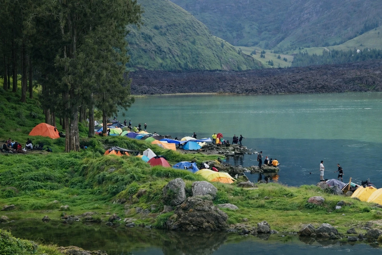Libur Panjang, 1.505 Wisatawan Naik Gunung Rinjani dalam Tiga Hari