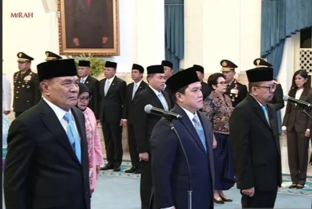 Djamari Chaniago Dilantik Jadi Menko Polkam