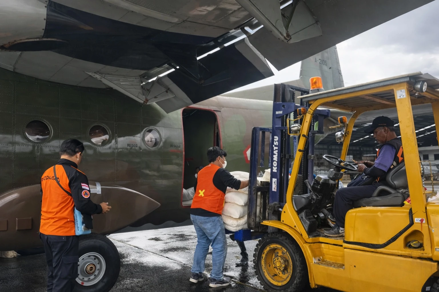 Operasi modifikasi cuaca (OMC)