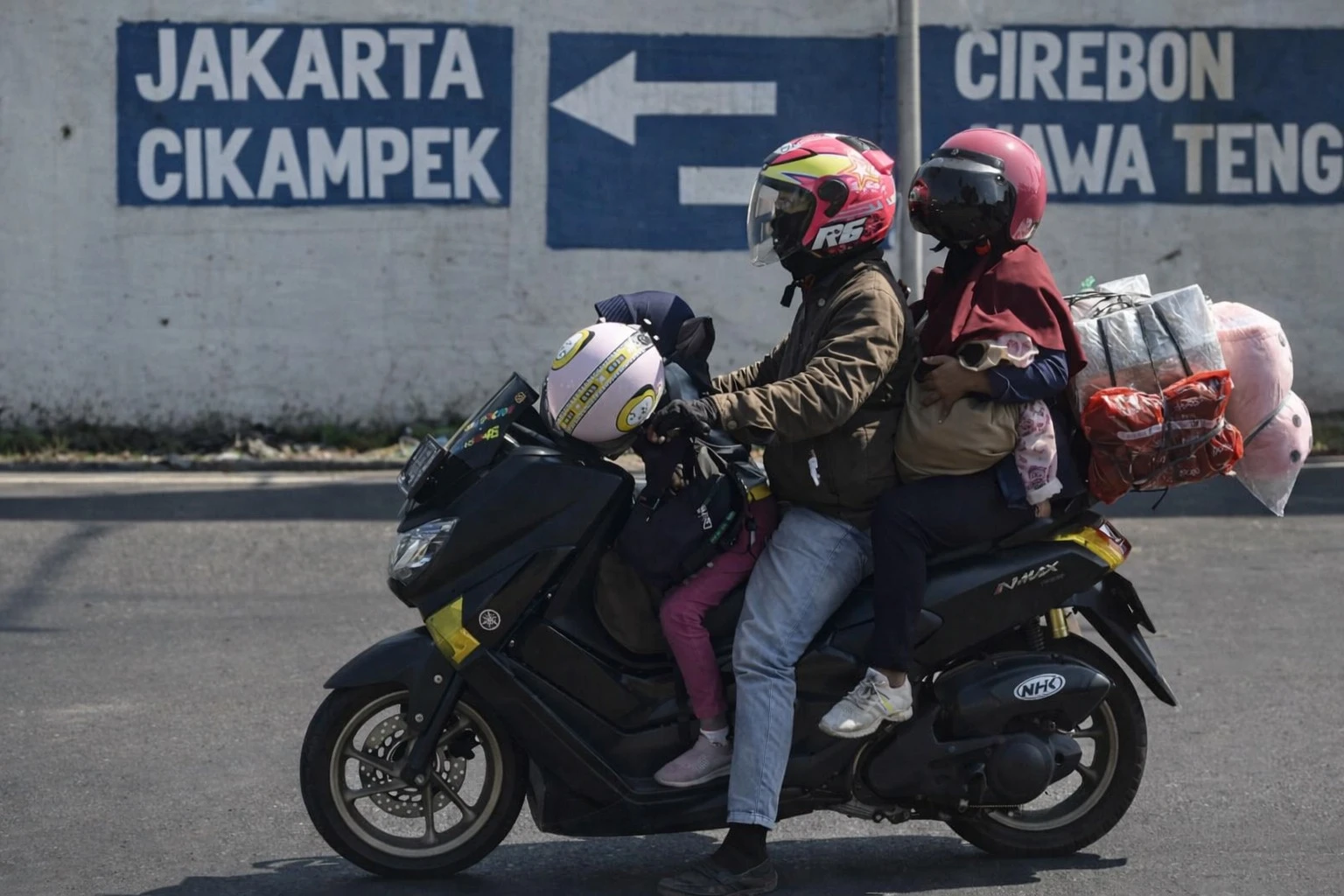Polisi Akan Tindak Pemudik Roda Dua yang Bawa Barang Berlebihan