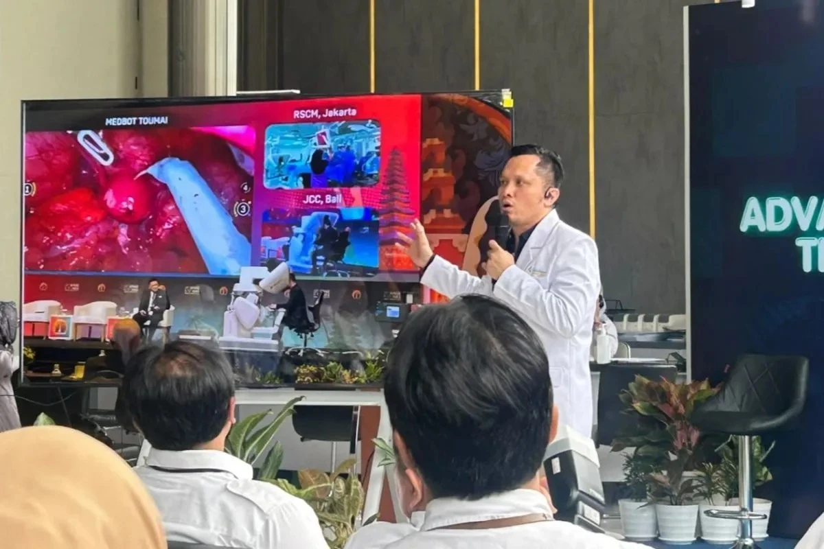 RSCM Cetak Sejarah, Sukses Operasi Ginekologi Jarak Jauh Pertama di Indonesia