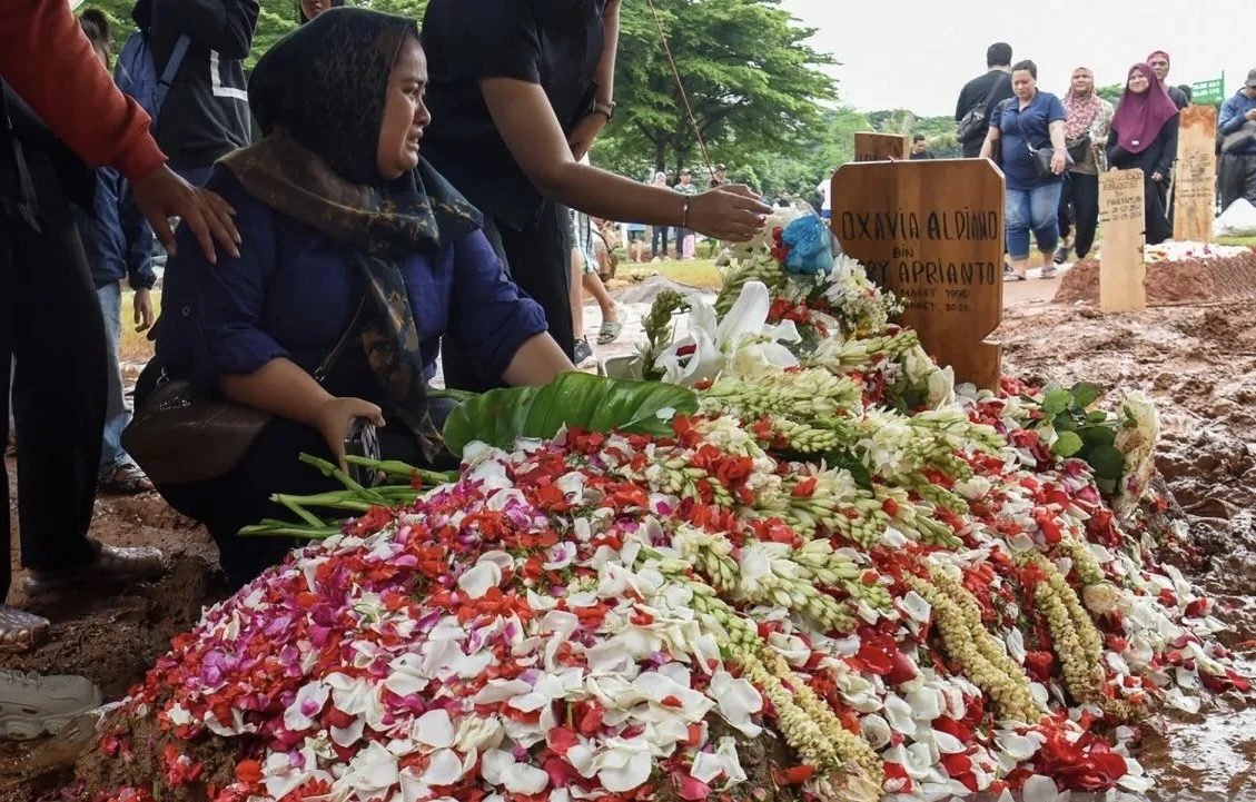 pusara mendiang penyanyi Oxavia Aldiano atau Vidi Aldioano di TPU Tanah Kusir, Jakarta