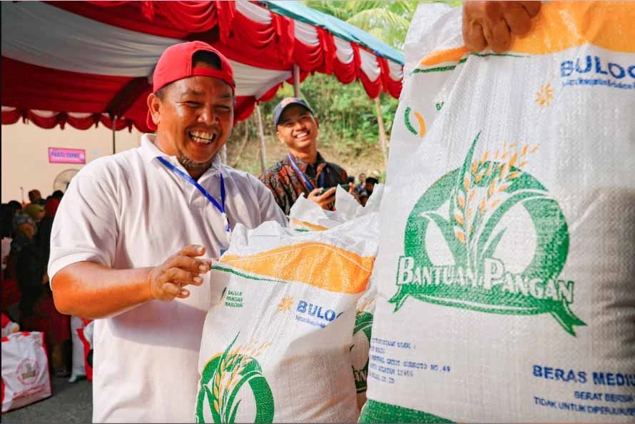 Pemerintah Rapel Bansos Beras 30 Kg, Tambah 1 Juta Ton SPHP Hadapi Kemarau