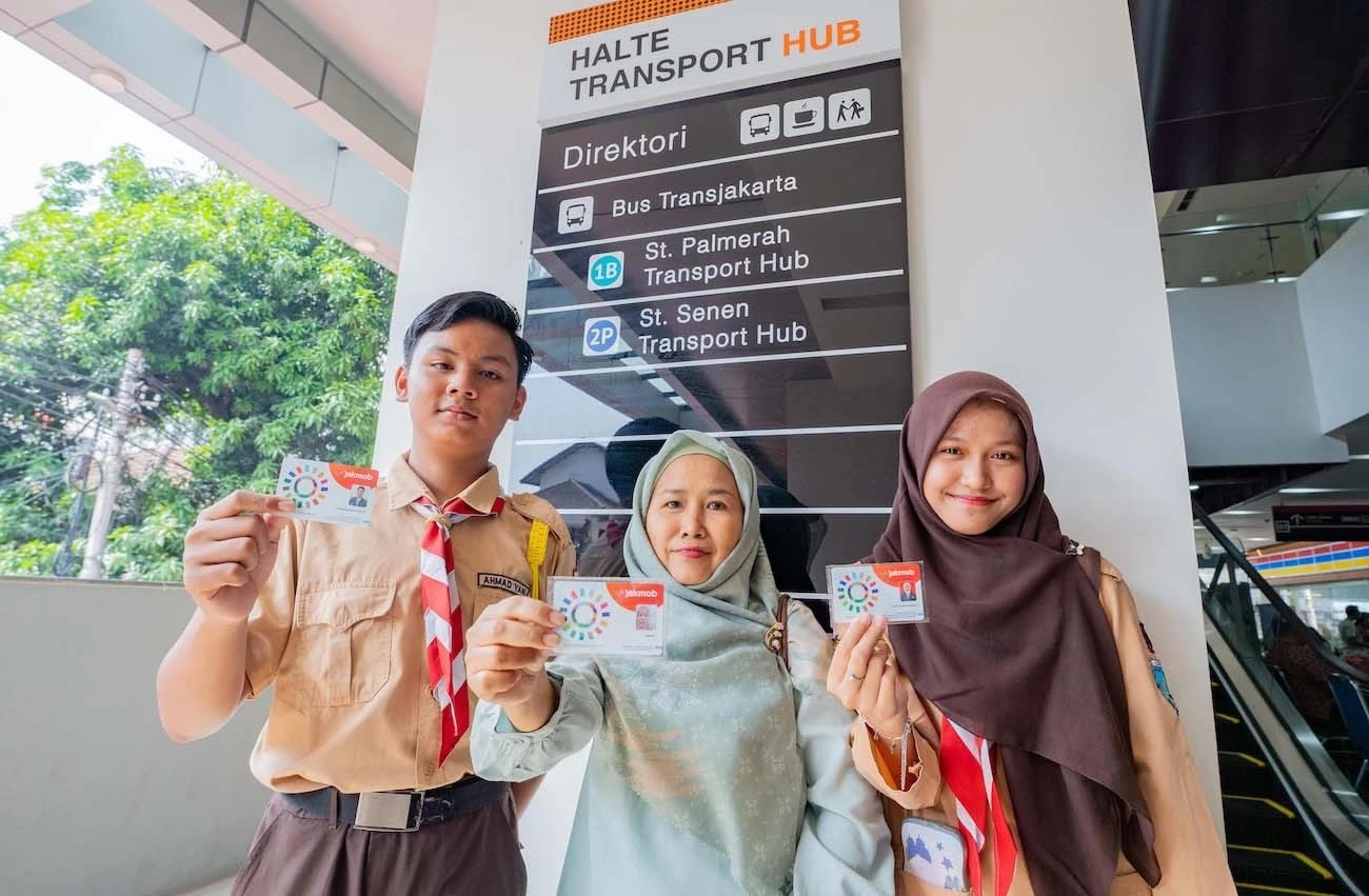 Pramono Kaji Transportasi Gratis untuk Semua Pelajar Jakarta lewat KLG
