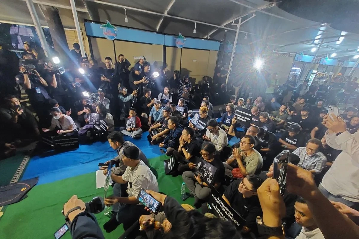 PFI Gelar Doa untuk 5 Jurnalis Hilang, Ingatkan Keselamatan Saat Liputan Bencana