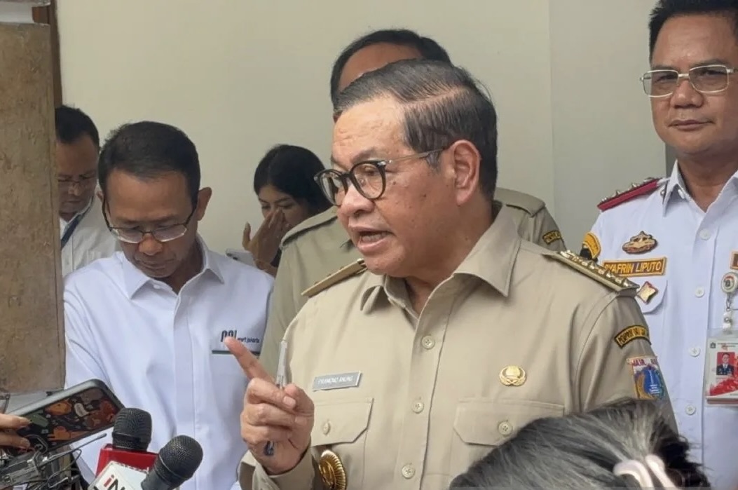 Pramono Minta Pemilik Tempat Usaha Sediakan Area Khusus Merokok