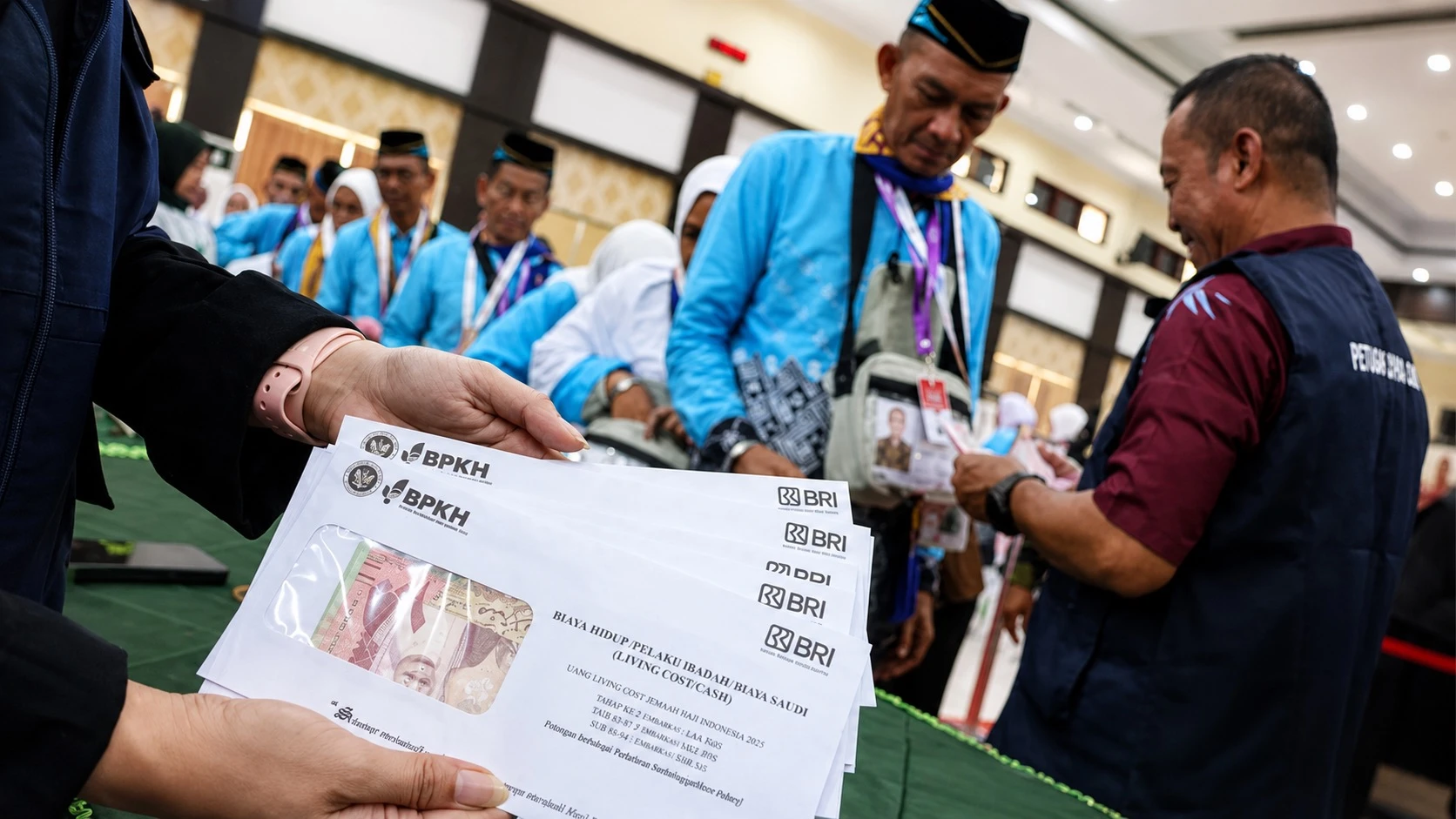 Kemenhaj Hapus Mekanisme Lunas Tunda Ganti Haji Khusus