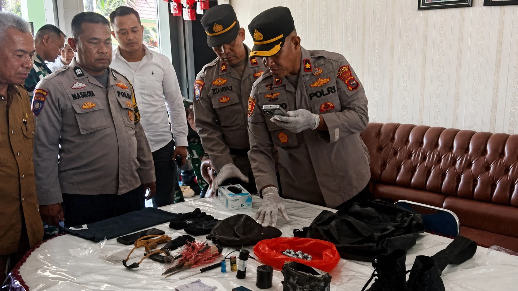 Polisi Dalami Jejak Digital Siswa Terkait Ledakan MAN 3 Padang