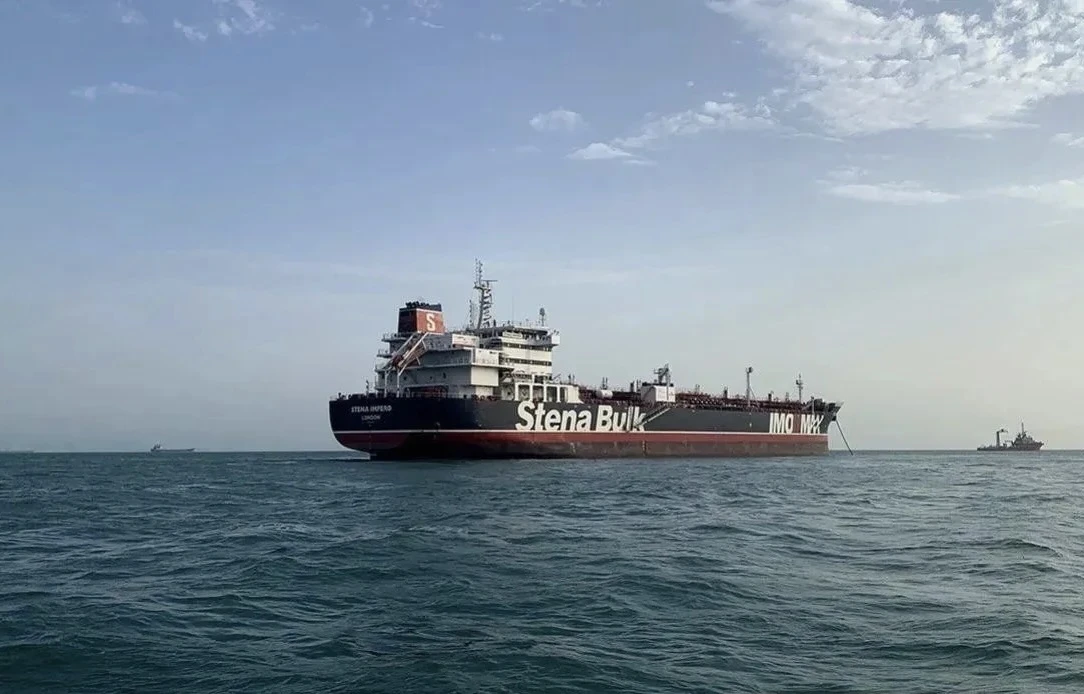 Selat Hormuz Memanas, 4 Kapal Tanker Minyak dan LNG Putar Balik