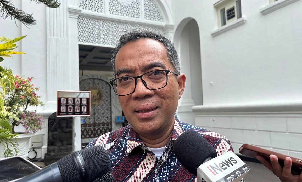 Cegah Warga Berobat ke Luar Negeri, Pemerintah Bangun 10 Kampus Medis Gandeng Inggris