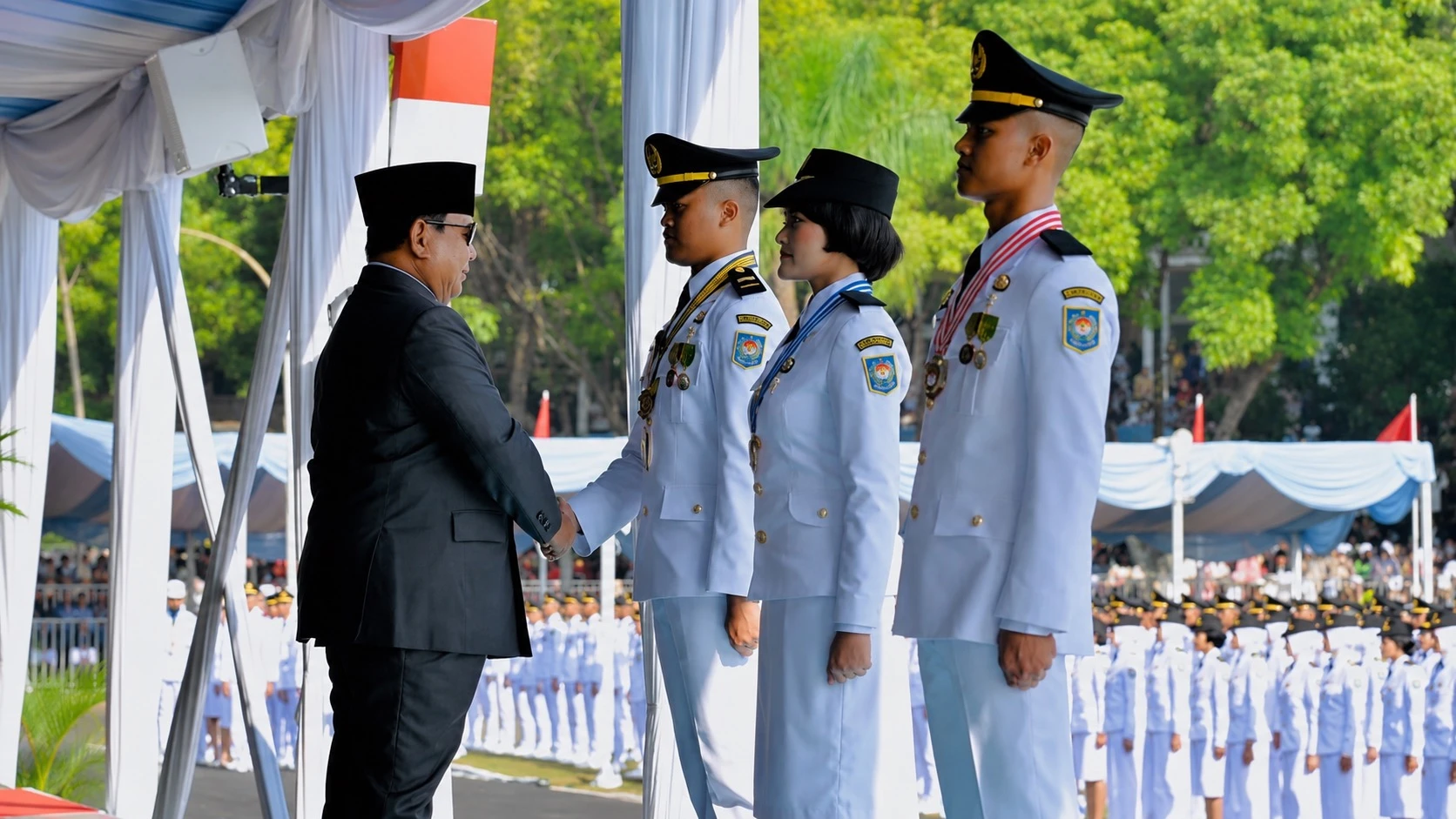 Prabowo ke 1.204 Lulusan IPDN: Pangkas Birokrasi, Layani Rakyat Tanpa Sombong