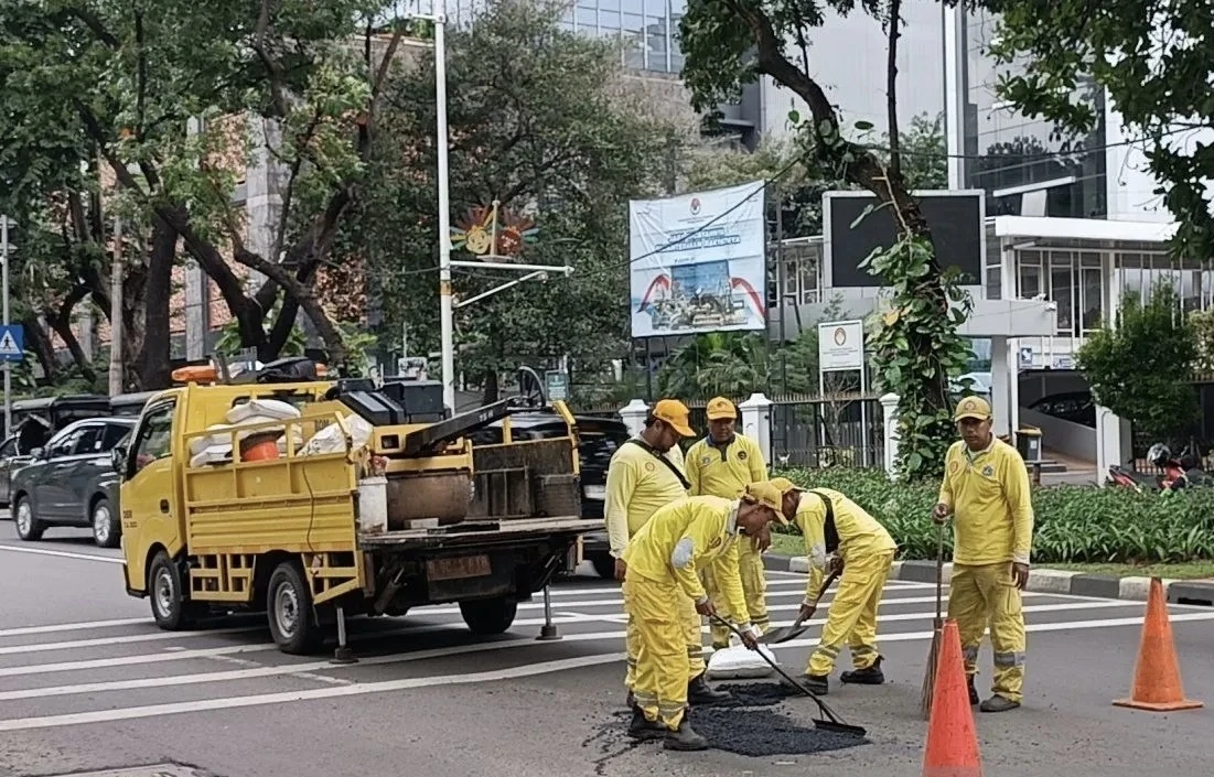 Jangan Tunggu Viral, ‘Pasukan Kuning’ Diminta Proaktif Pantau Kondisi Infrastruktur Jakarta
