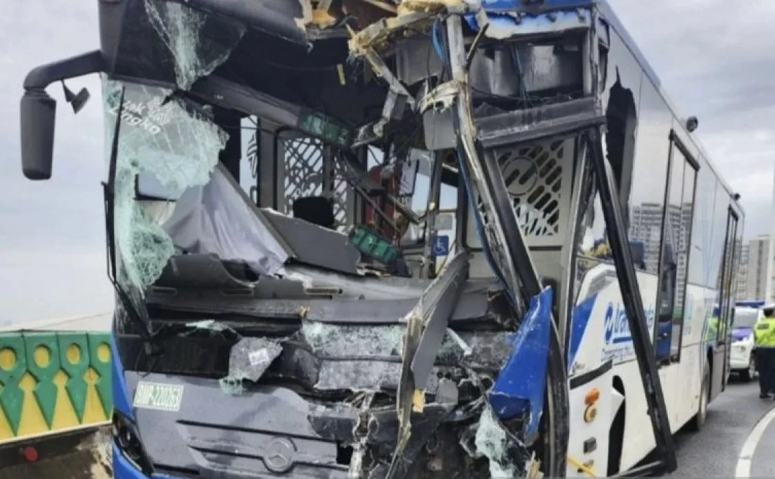 Polisi: Kecelakaan Bus TransJakarta di Koridor 13 Akibat Sopir Tertidur