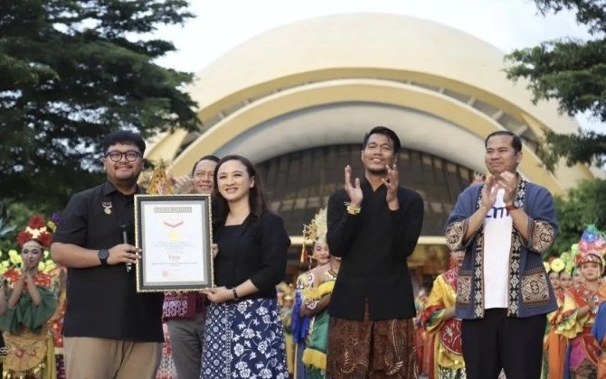 HUT TMII, rekor MURI,