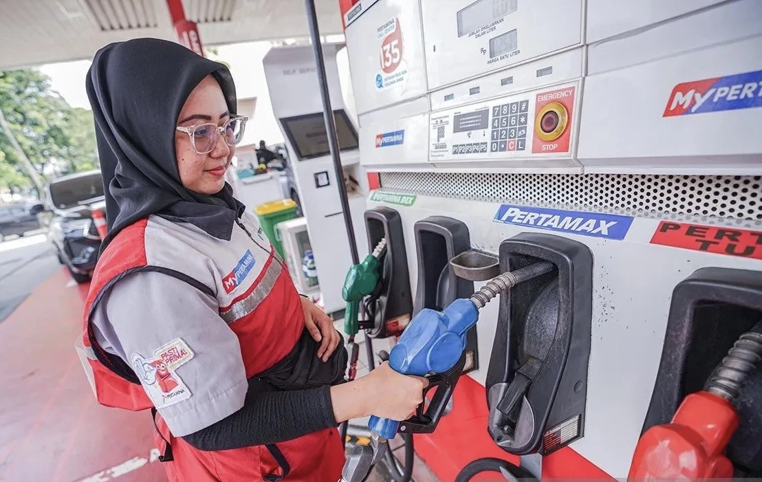 Minyak Dunia Turun, Tapi Harga Pertamax Belum Turun, Kenapa Tuh?