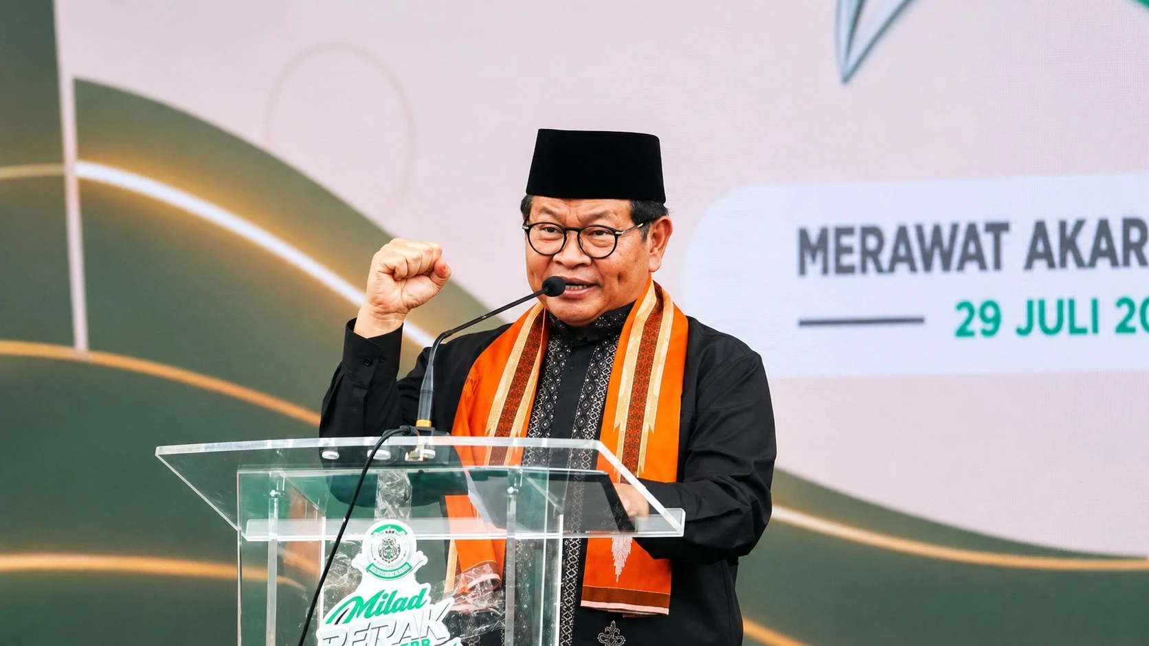 Tamu Balai Kota Kini Wajib Disuguhi Bir Pletok, Pramono Tegaskan Budaya Betawi Jadi Arus Utama Jakarta