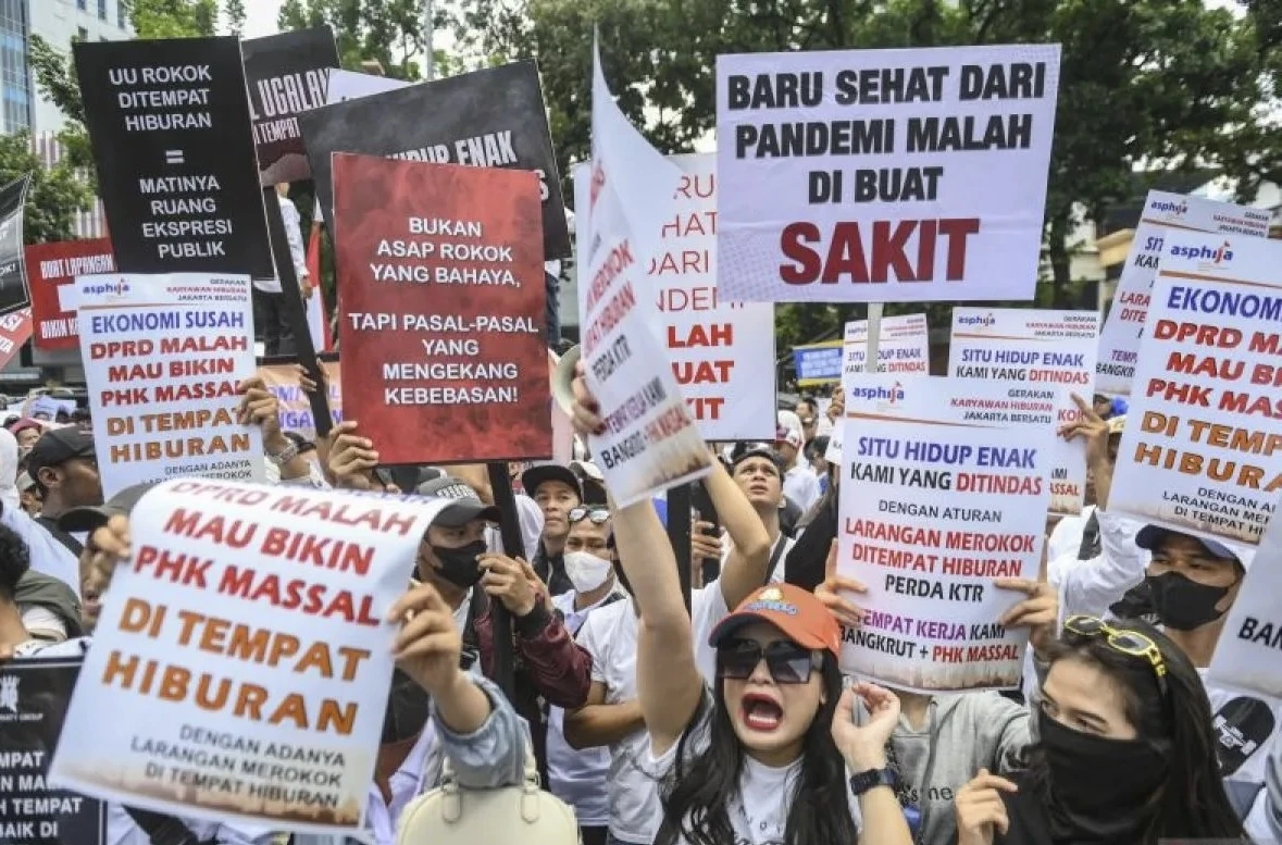 Asphija: Larangan Merokok di Tempat Hiburan Tidak Relevan