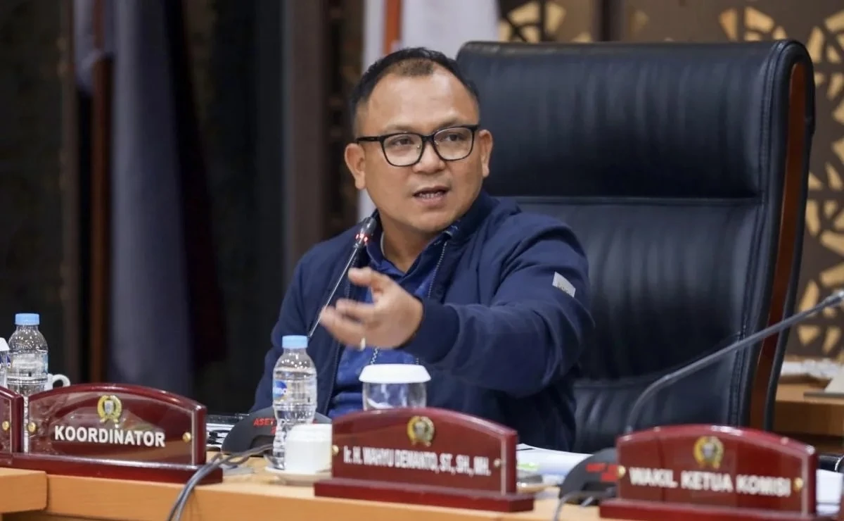 DPRD DKI Minta Pajak Mobil Listrik 0% Dievaluasi demi PAD