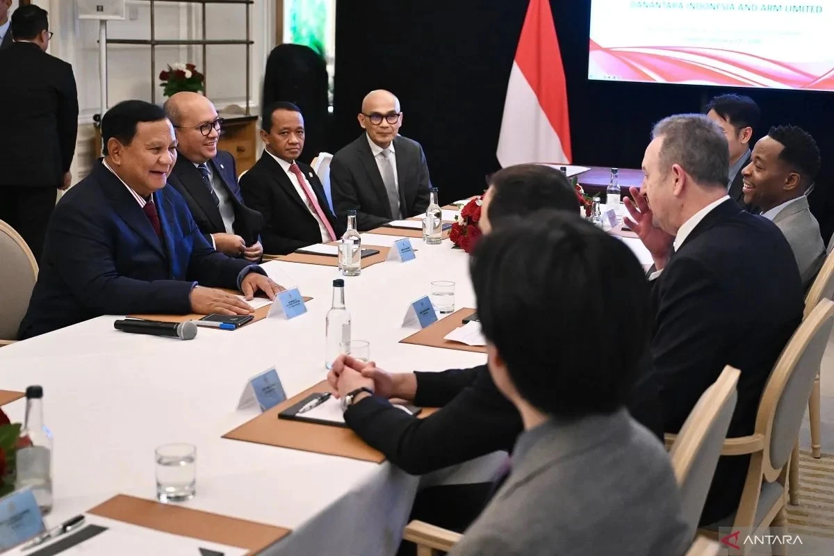 Dorong Industri Semikonduktor Nasional, Danantara Teken Perjanjian Dengan Arm Limited