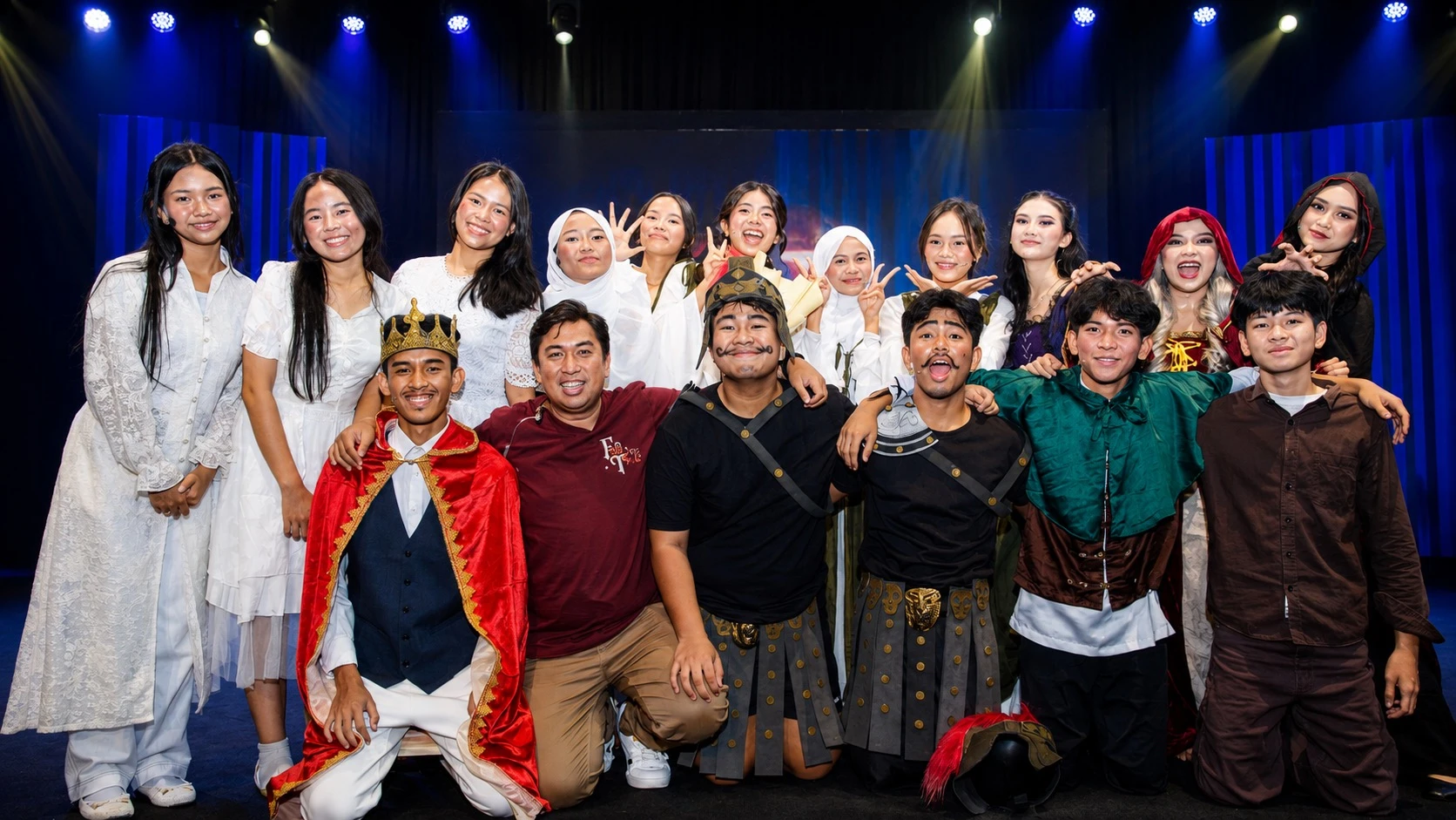 pemain teater