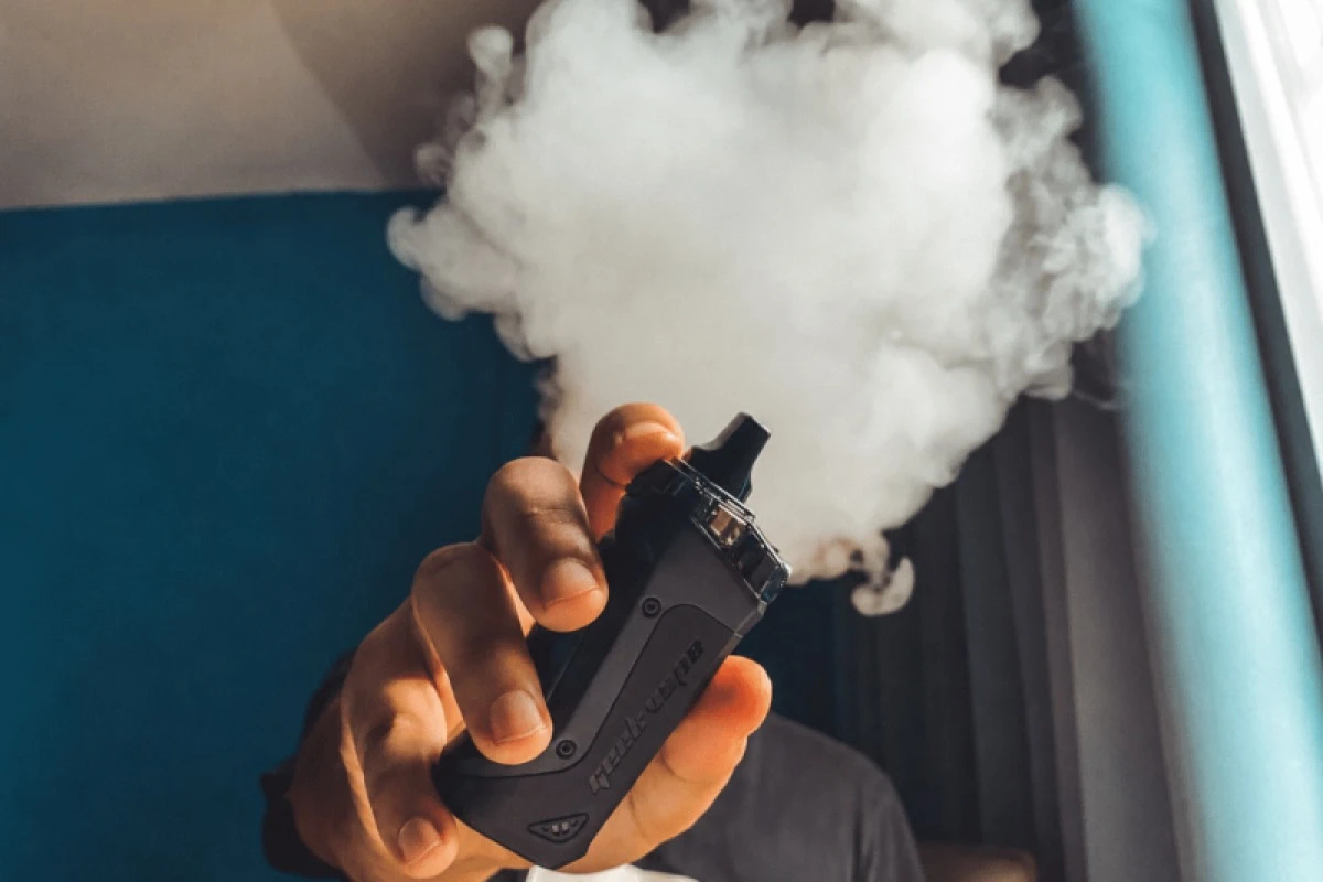 Kemenkes Ingatkan Bahaya Promosi Vape ke Anak di Media Sosial