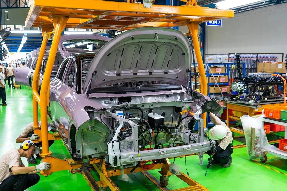 Mengapa Pasar Mobil Baru Indonesia Kian Lesu dan Kalah oleh Mobil Bekas?