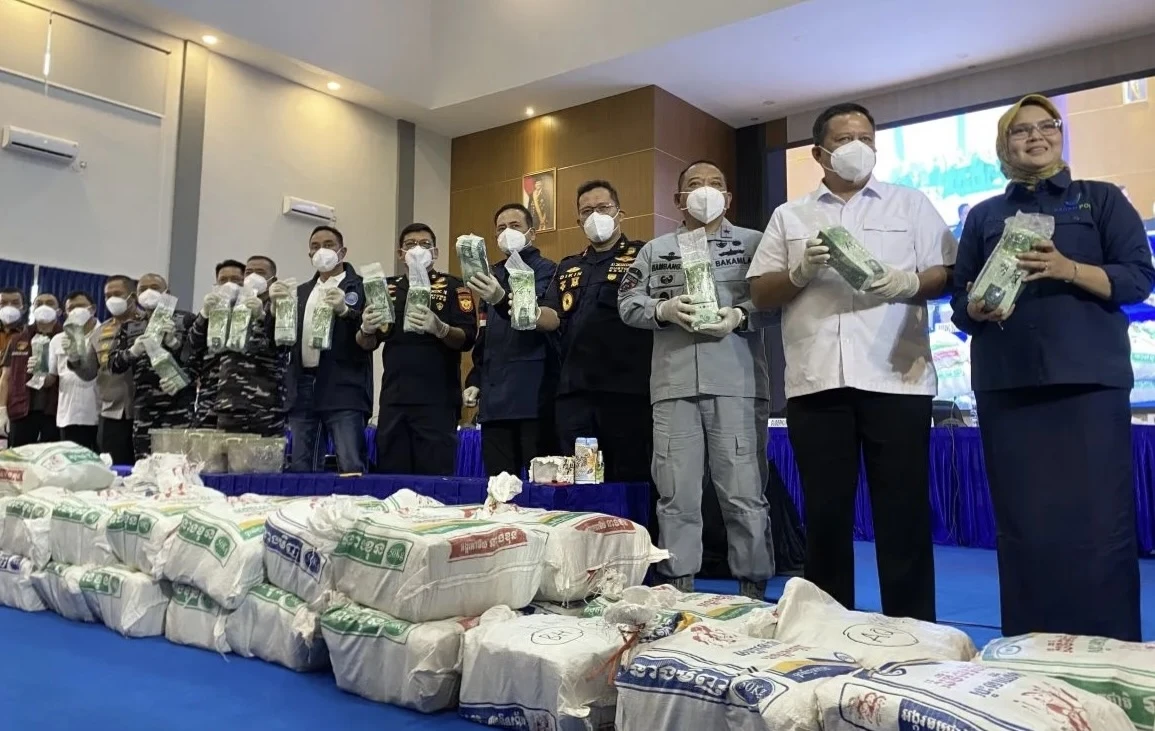 TNI AL Sita 1,3 Ton Ketamin dari Kapal Asing, Nilainya Rp2,1 Triliun