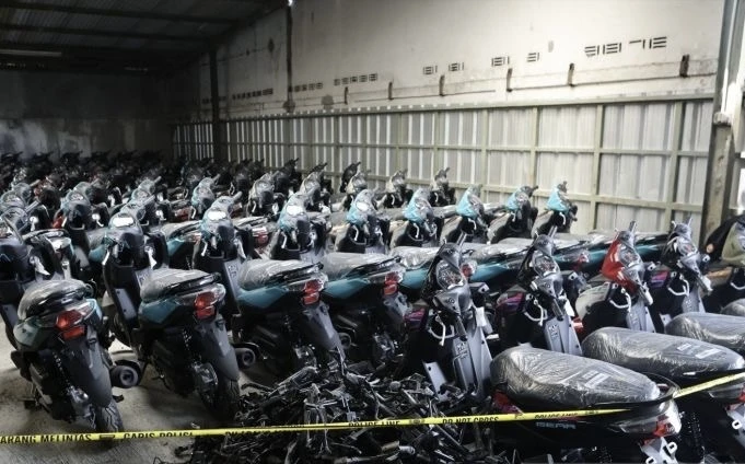 Polisi Bongkar Gudang Motor Ilegal di Jaksel, 1.494 Unit Diduga Akan Diselundupkan ke Afrika