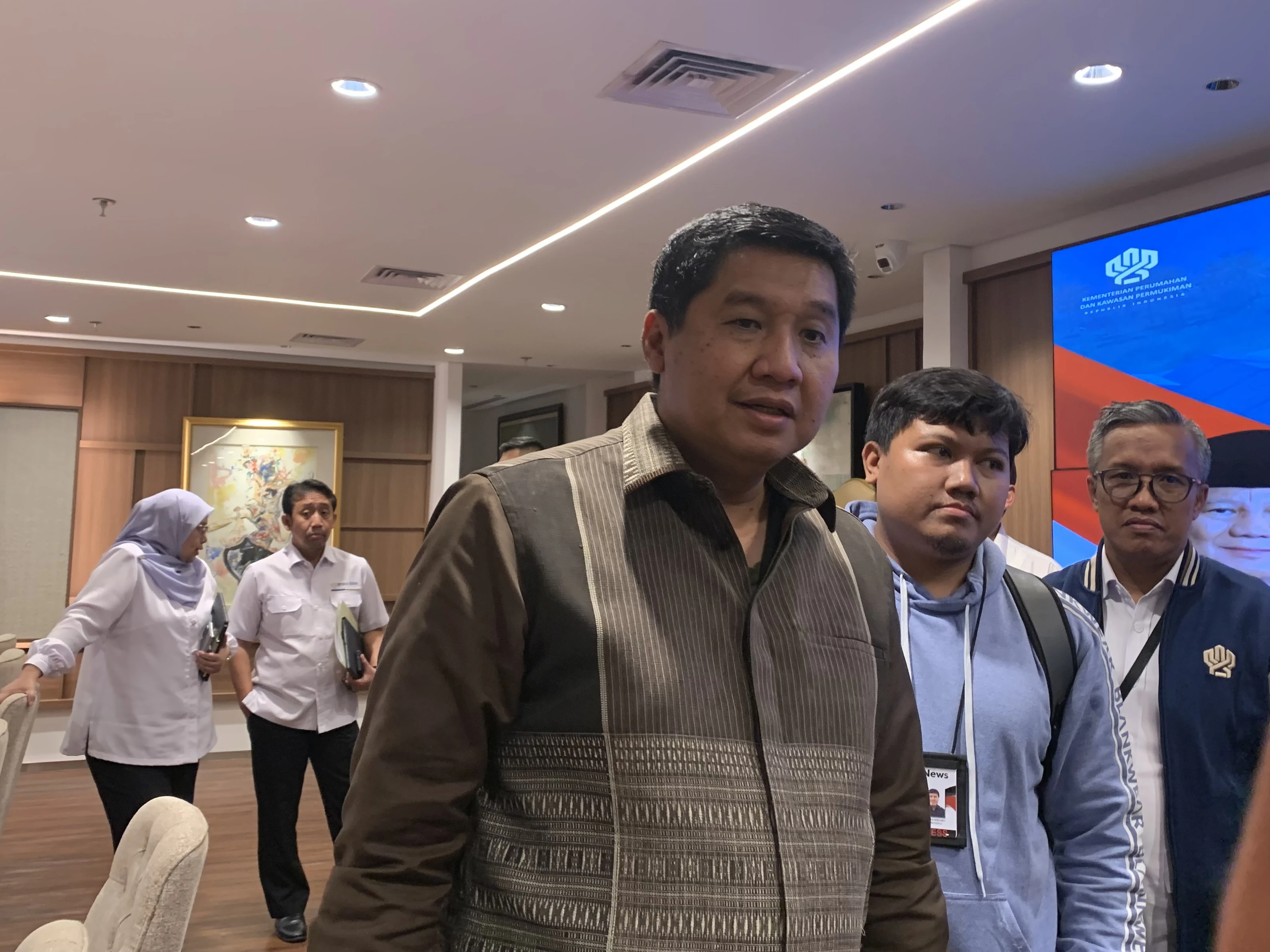 Menteri PKP Pastikan Bunga Mekaar Akan Diturunkan untuk 16,2 Juta Nasabah
