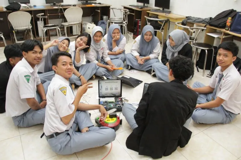 6 Sekolah Kedinasan yang Bisa Dimasuki Jurusan IPS