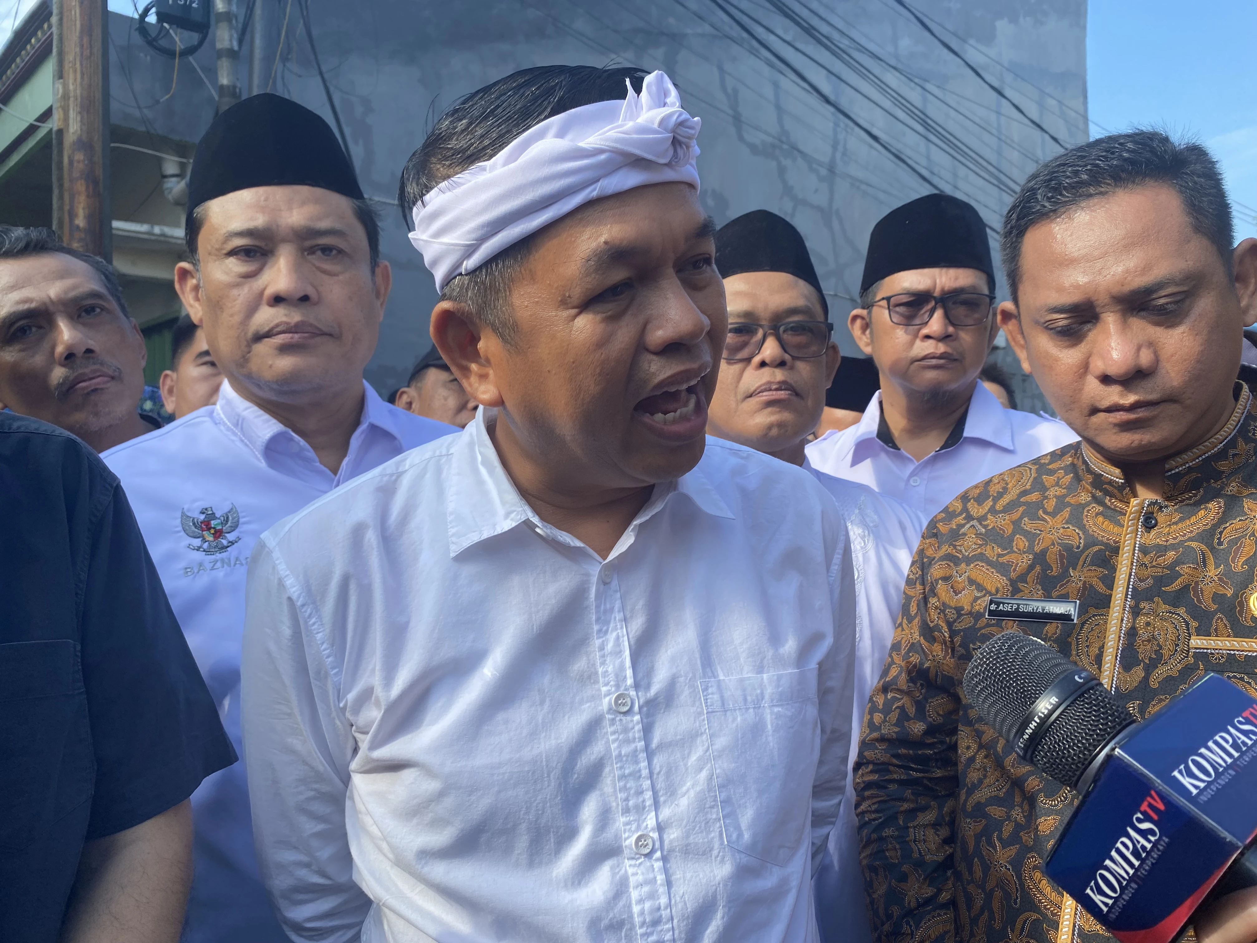 Gubernur Jabar dan Plt Bupati Bekasi Sepakat Percepat Pengamanan Perlintasan Kereta "Liar"