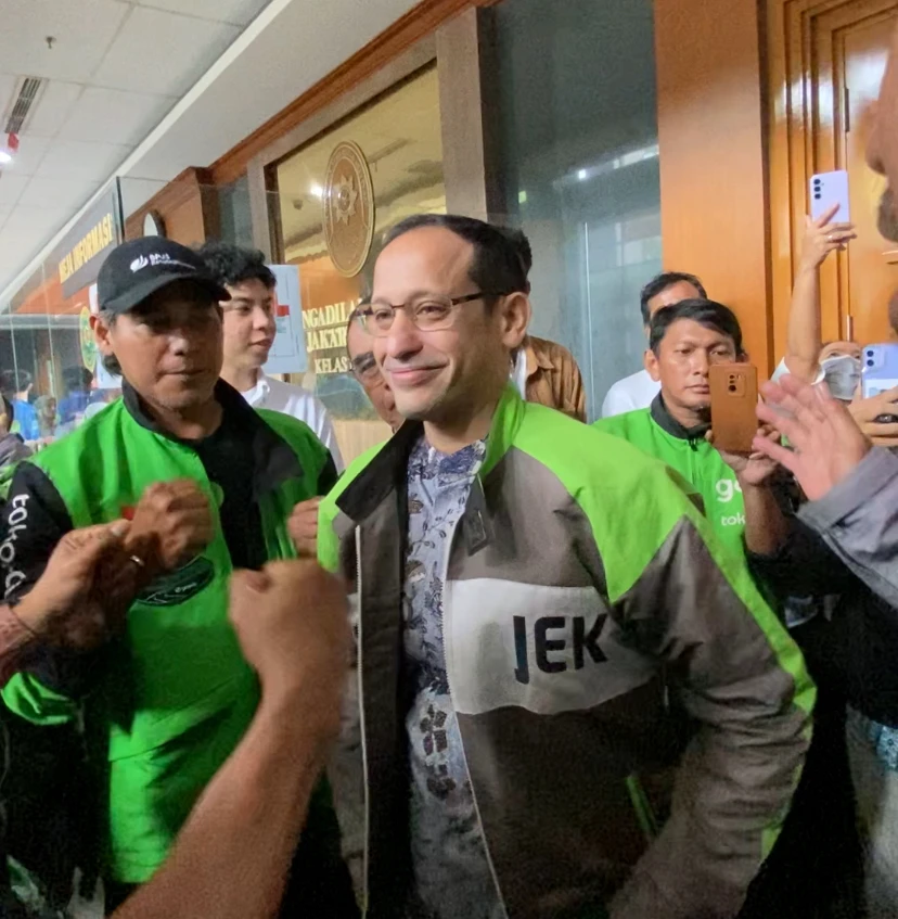 Kenakan Jaket Ojol Sebelum Sidang, Nadiem: Saya Desain Sendiri Saat Belum Ada Investor