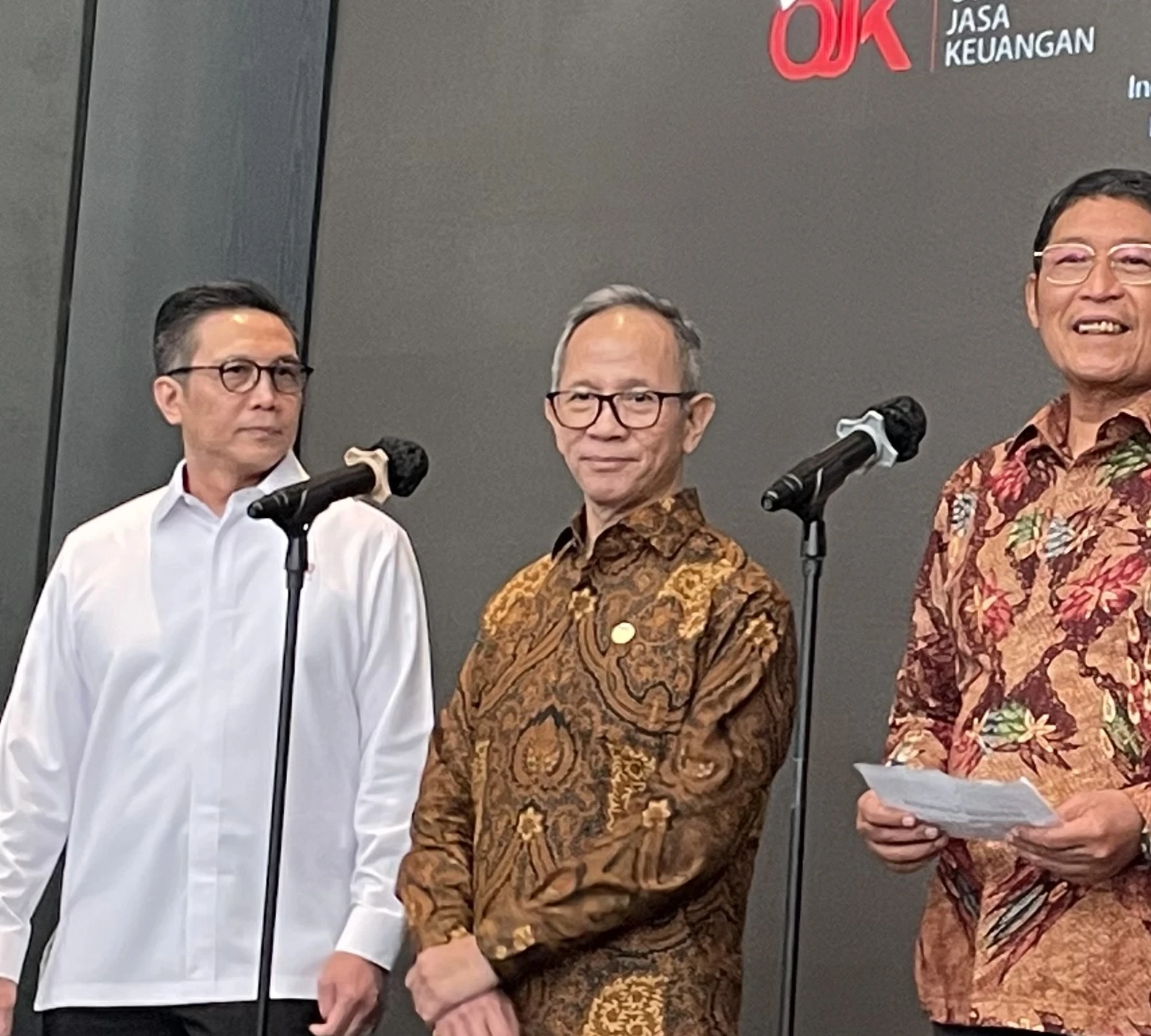 Bos OJK Ungkap Plt Dirut BEI, Ini Bocoran Sosoknya