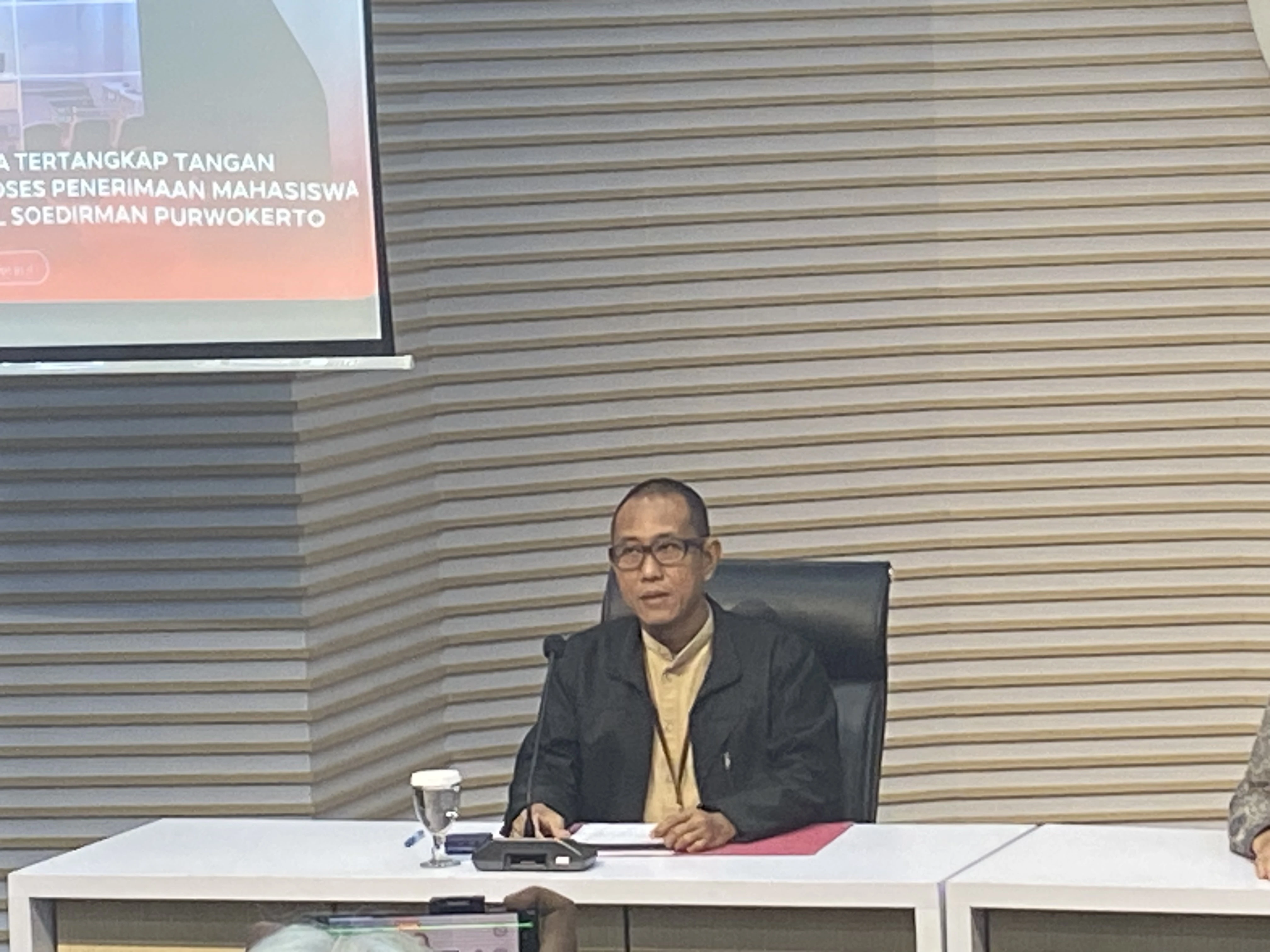 KPK Ungkap Konstruksi Korupsi Rektor dan Wakil Rektor Unsoed Terbagi 3 Klaster