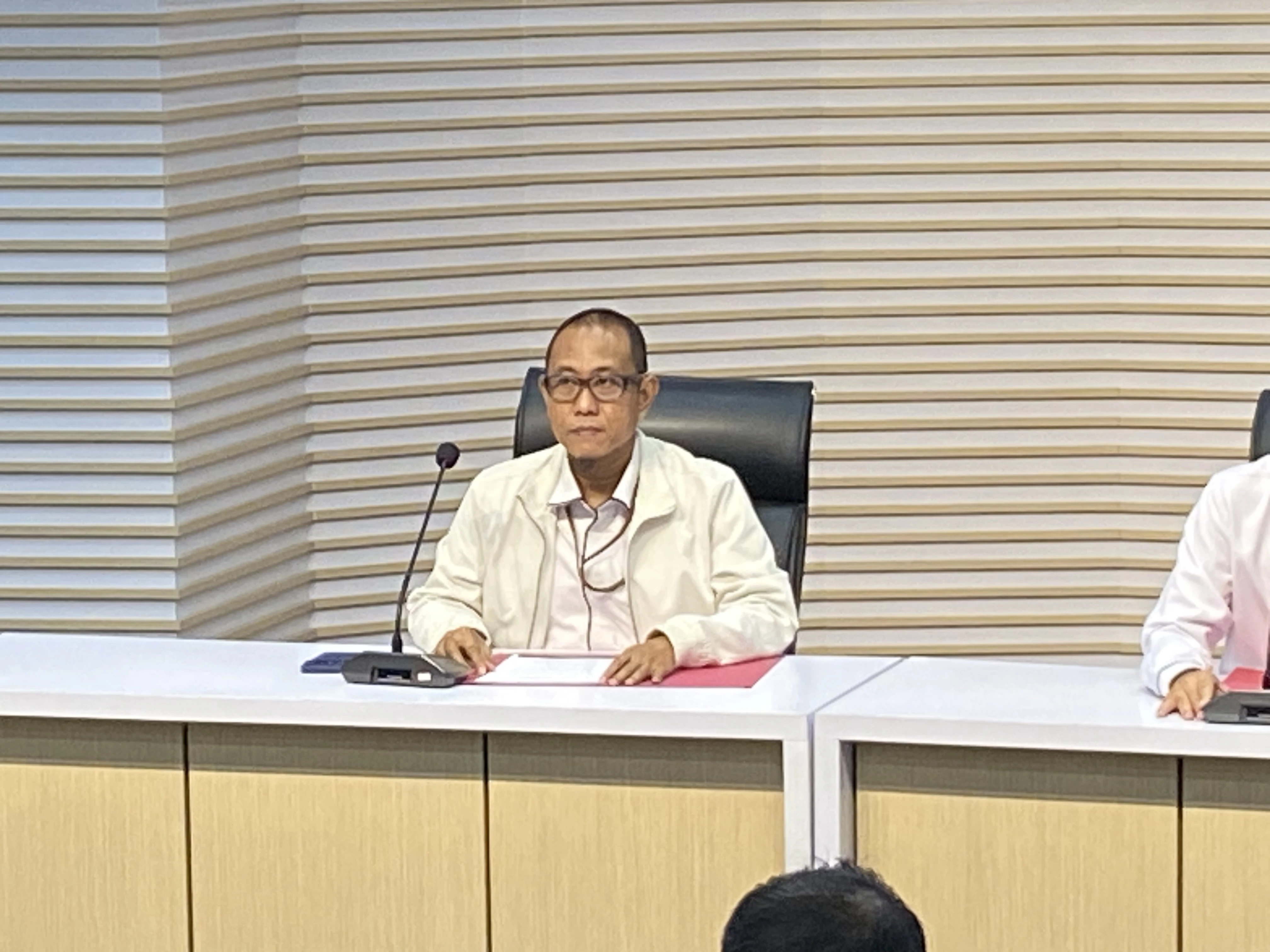 Suap Bea Cukai: Dirjen Djaka Budhi Ikut Lobi Impor dengan Bos Blueray di Hotel Jakpus