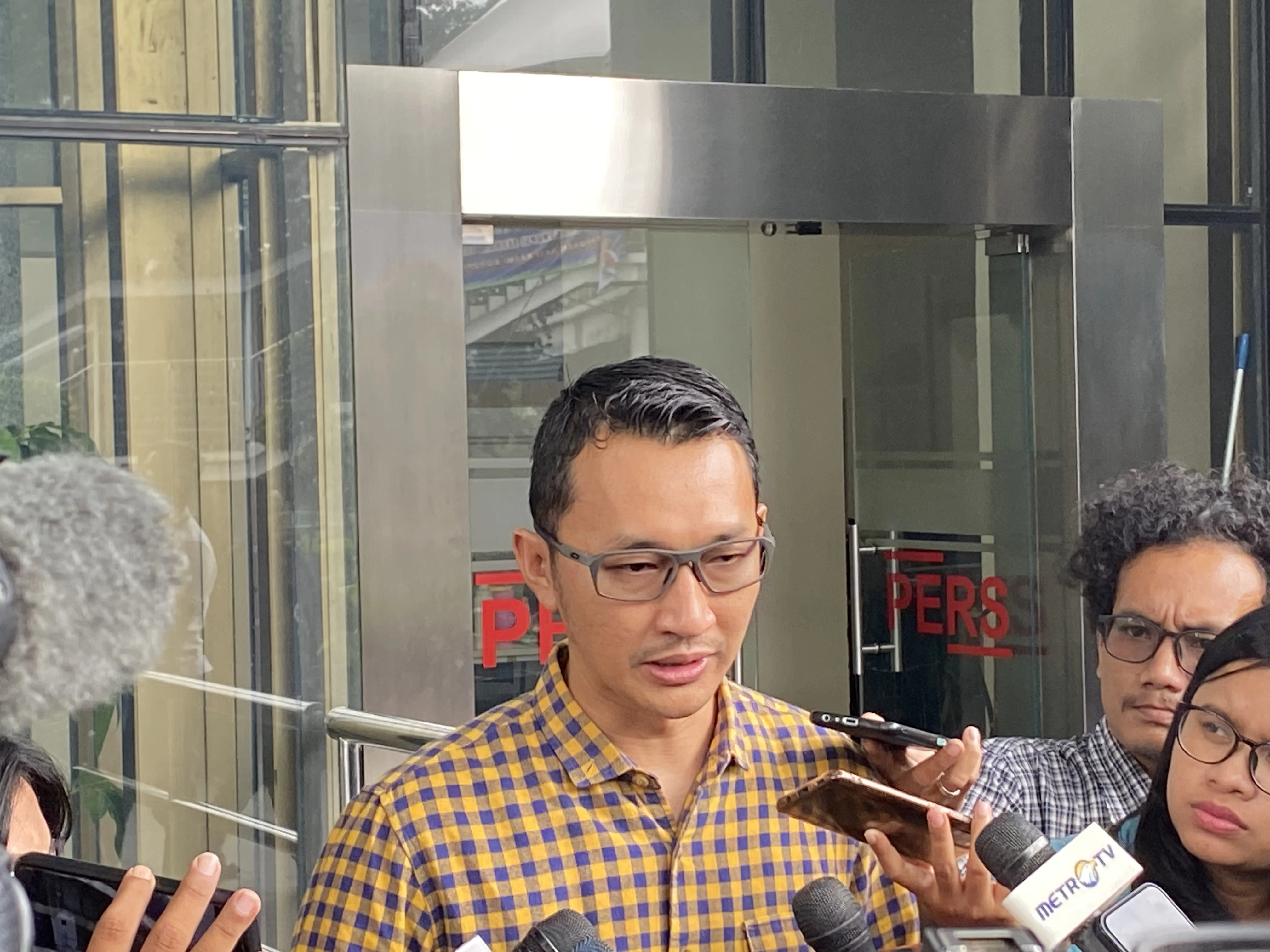 OTT Bupati Bekasi Ade Kuswara Terkait Suap Proyek