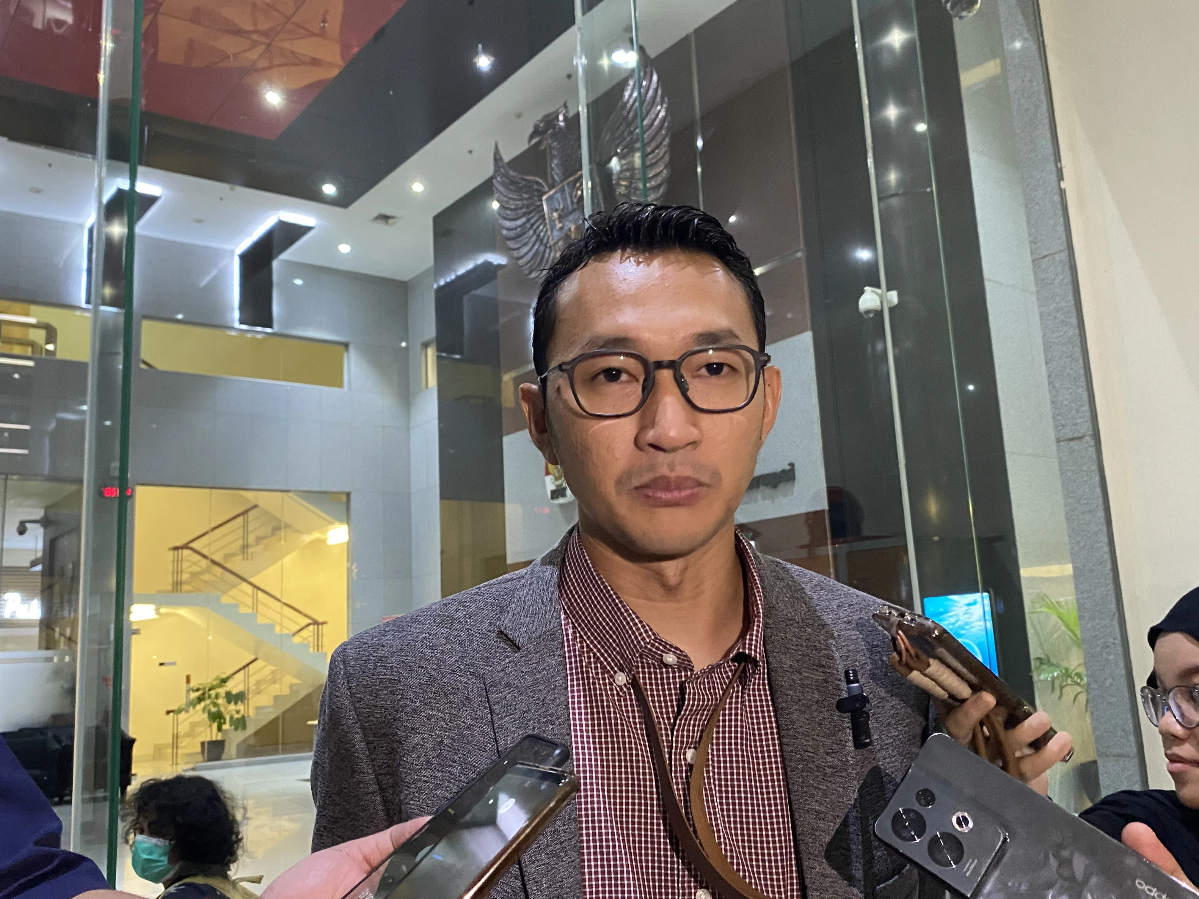 KPK Periksa Eks Sekdis Cipta Karya Bekasi usai Diamankan saat OTT Bupati Bekasi