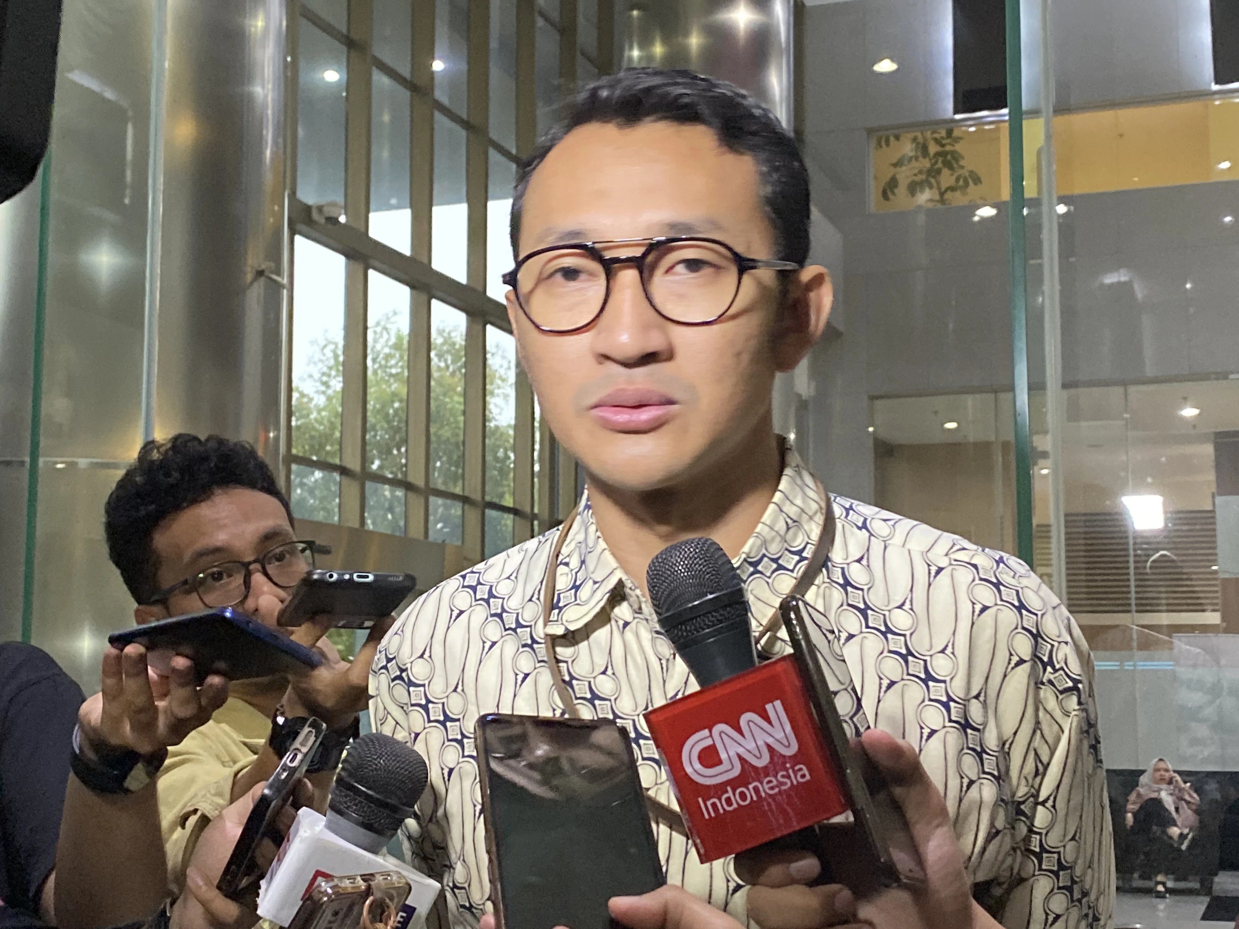 KPK Geledah Rumah Dinas Bupati Pati sampai Kantor Bapermades