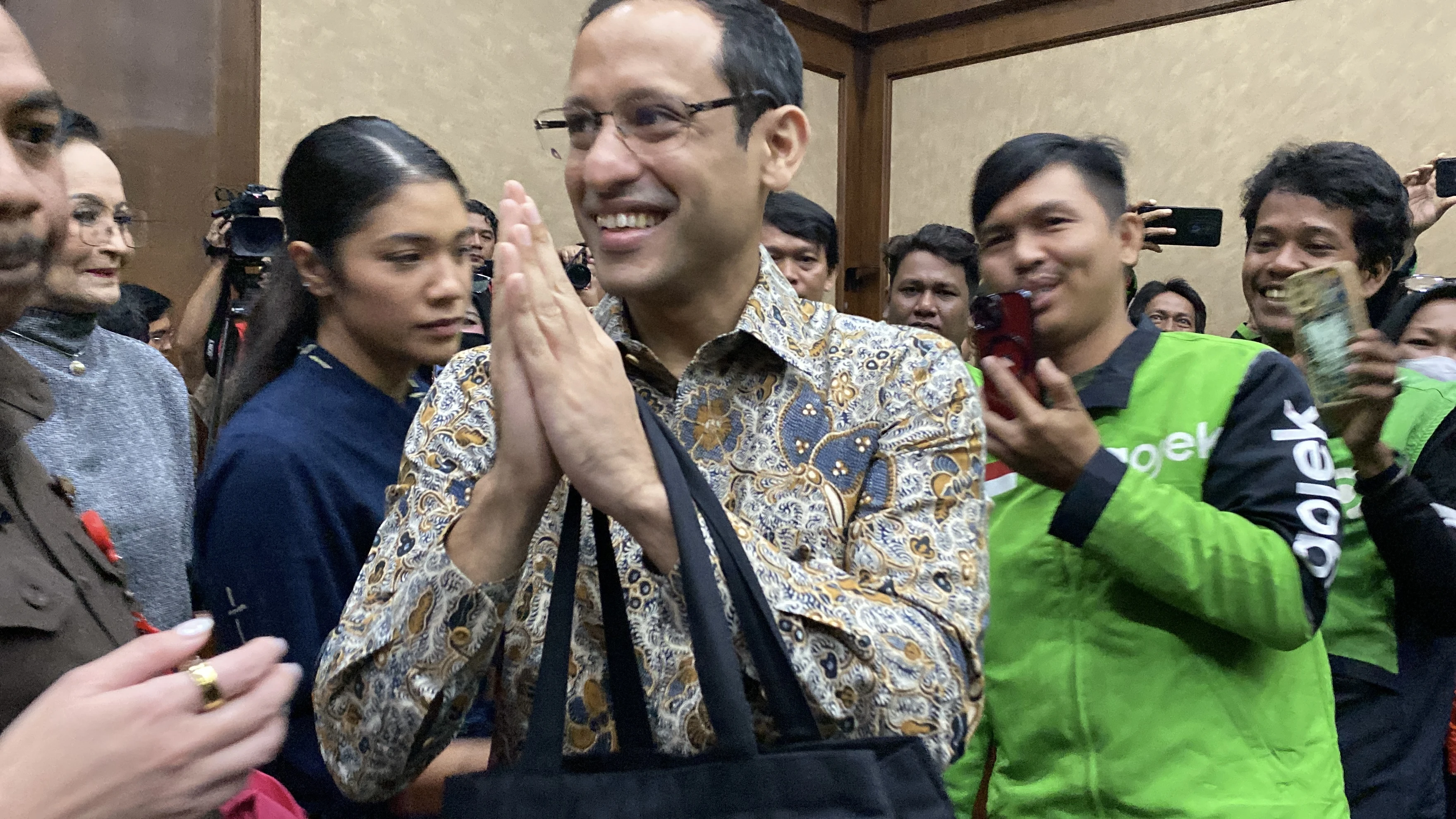 Jaksa Soroti Peran Luhut yang Hadirkan Vendor dalam Rapat Proyek Nadiem