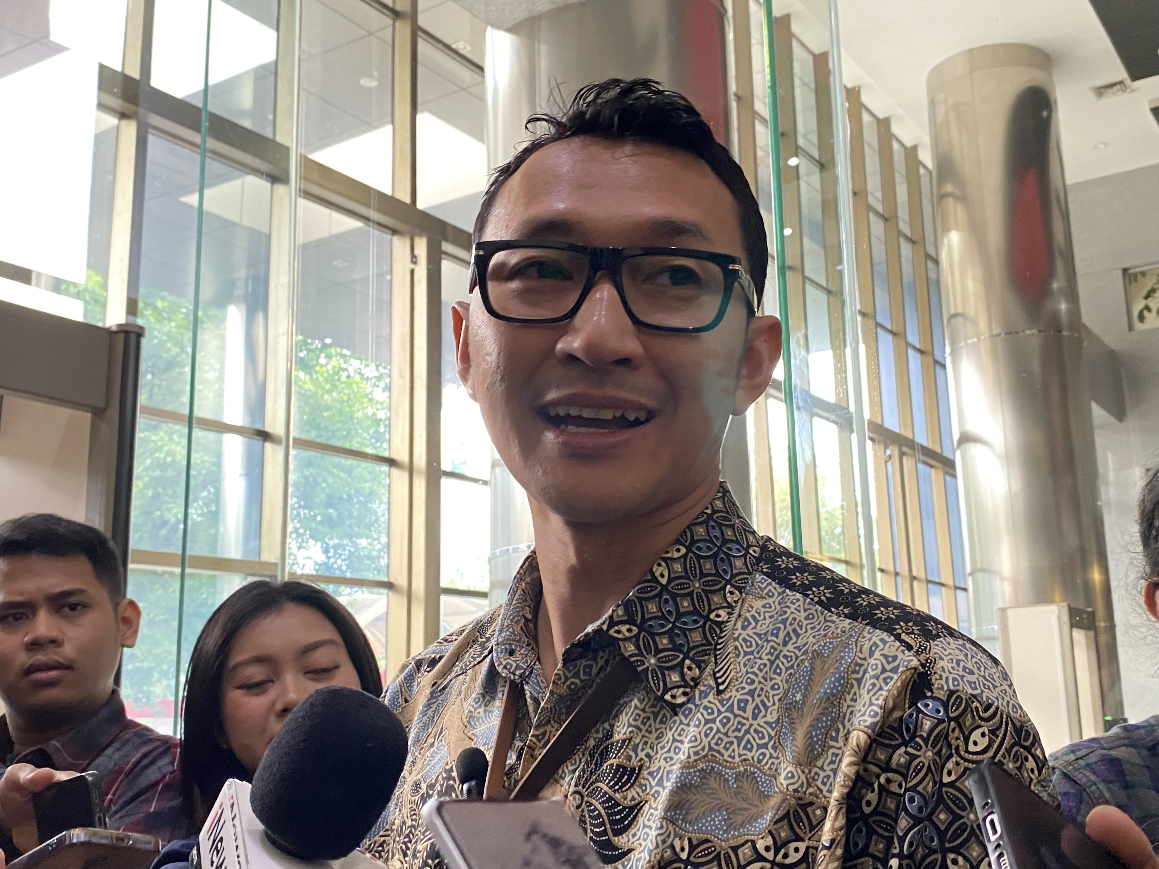 Tak Penuhi Panggilan, KPK Jadwal Ulang Khofifah Bersaksi di Sidang Hibah Pokmas