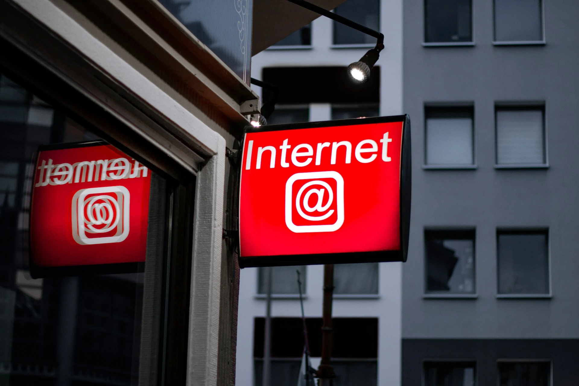5 Provider Internet Terbaik di Indonesia 2025, Siapa Juaranya?