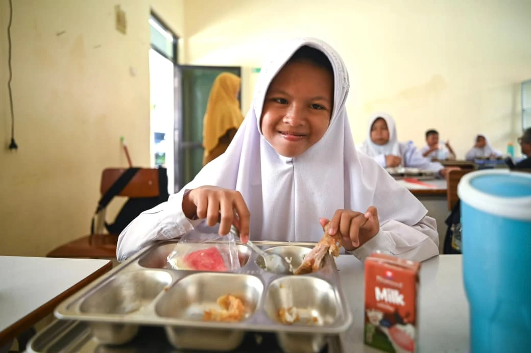 Kalkulator MBG Viral, Anggaran Riset hingga Bansos Cuma Hitungan Hari