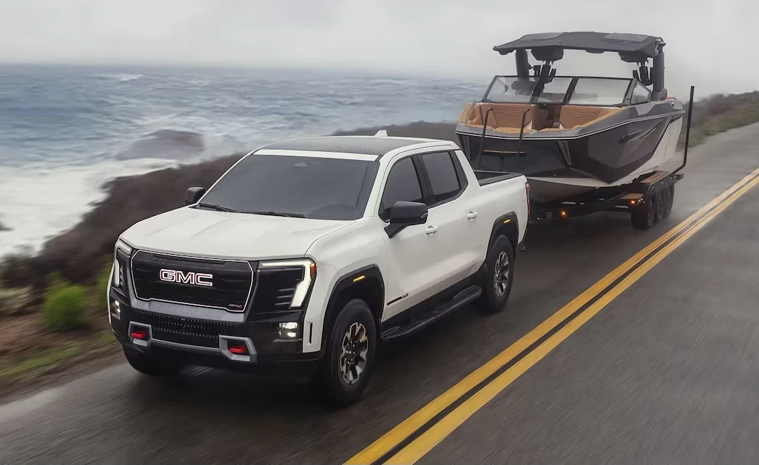 Ford Dikritik Trump, GM Fokus Kembangkan Baterai di Dalam Negeri