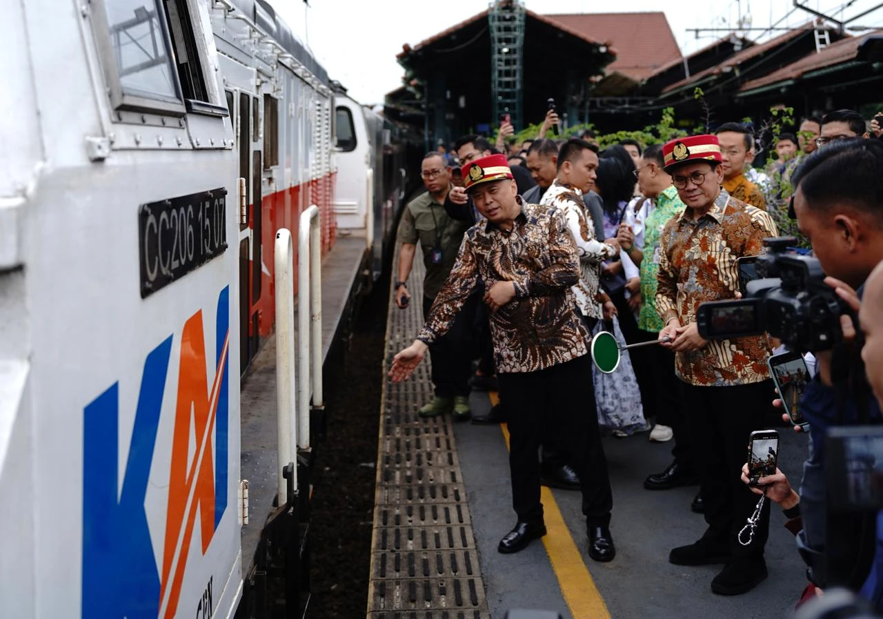 Menhub Minta KAI Siapkan Skema Biaya Sewa untuk Pedagang Kecil di Lingkungan Stasiun