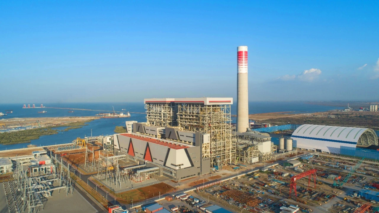 Energi Fosil Masih Dominasi Listrik Dunia 2025, Batu Bara Nomor 1